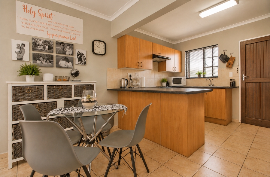 2 Bedroom Property for Sale in Wilgeheuwel Gauteng