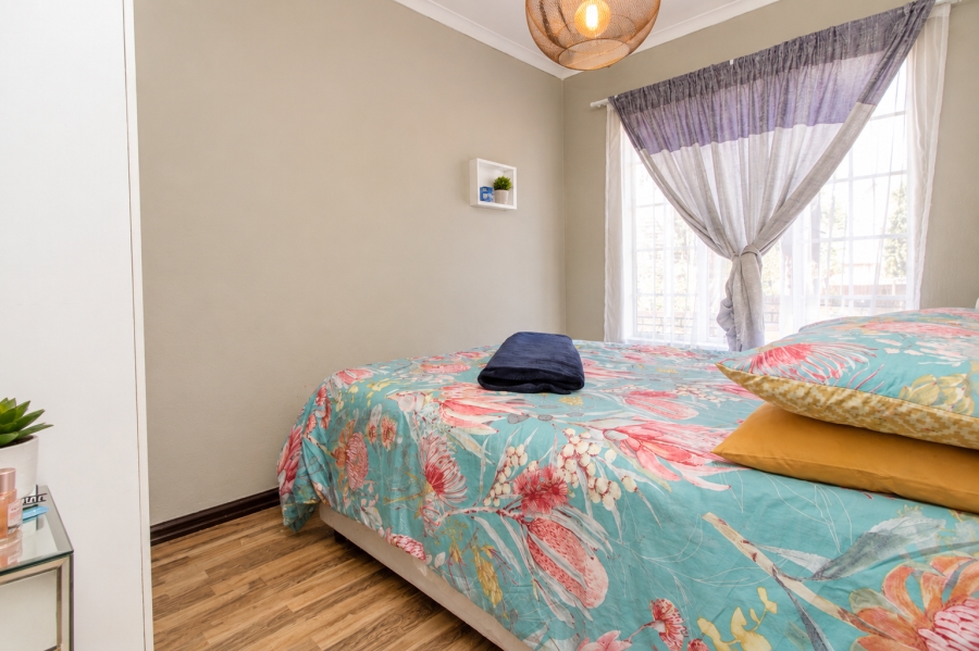 2 Bedroom Property for Sale in Wilgeheuwel Gauteng