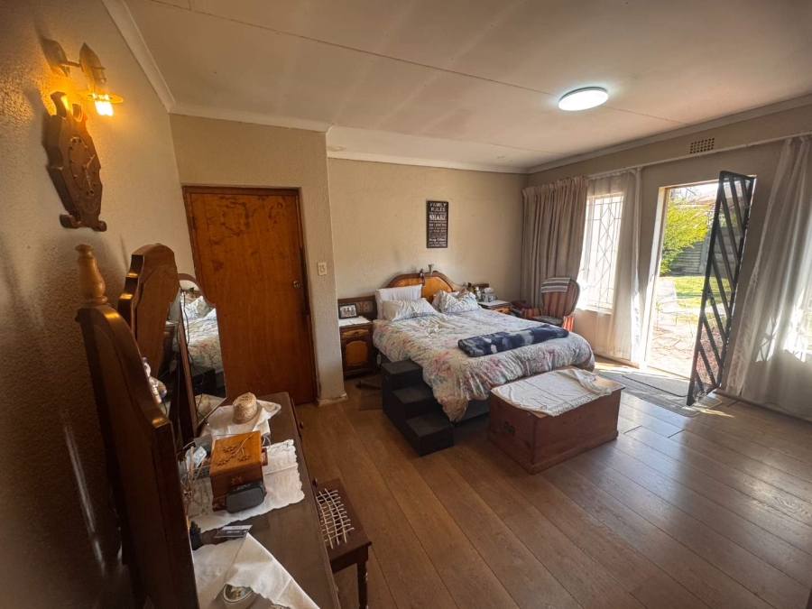 4 Bedroom Property for Sale in Brackendowns Gauteng