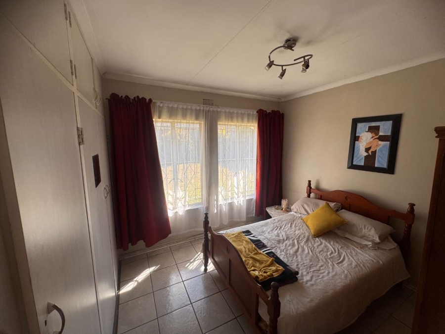 4 Bedroom Property for Sale in Brackendowns Gauteng