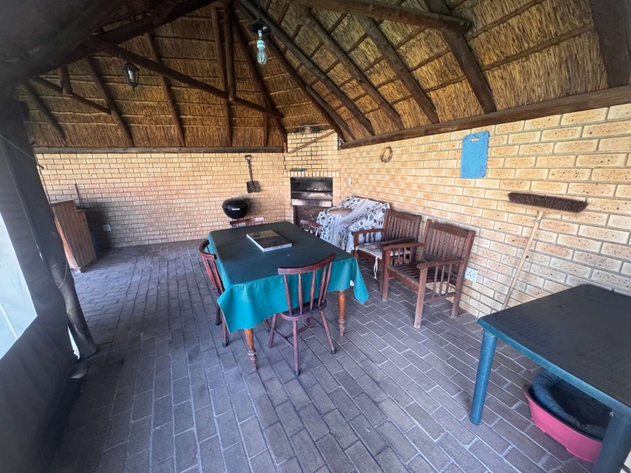 4 Bedroom Property for Sale in Brackendowns Gauteng