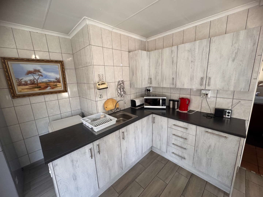 4 Bedroom Property for Sale in Brackendowns Gauteng
