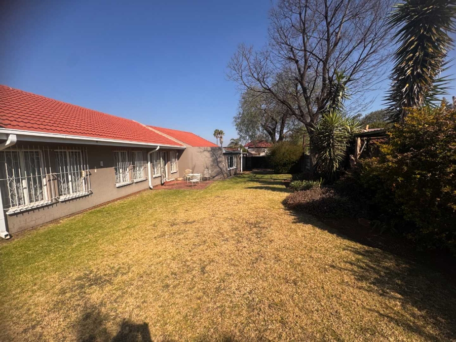 4 Bedroom Property for Sale in Brackendowns Gauteng