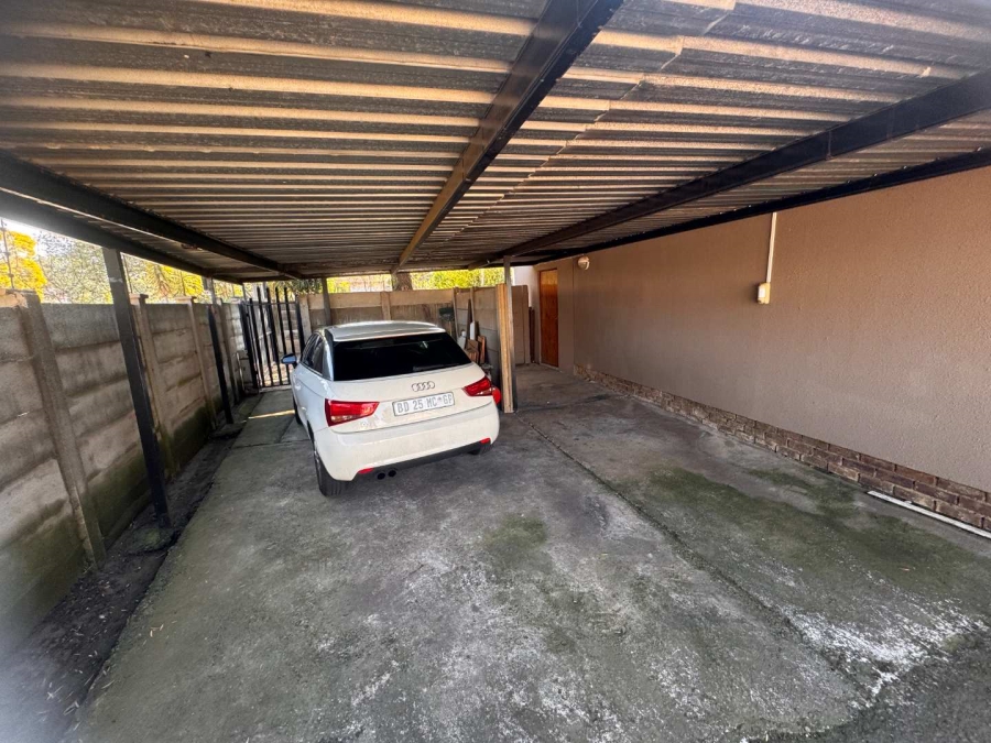 4 Bedroom Property for Sale in Brackendowns Gauteng