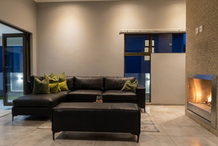 4 Bedroom Property for Sale in Eye of Africa Gauteng