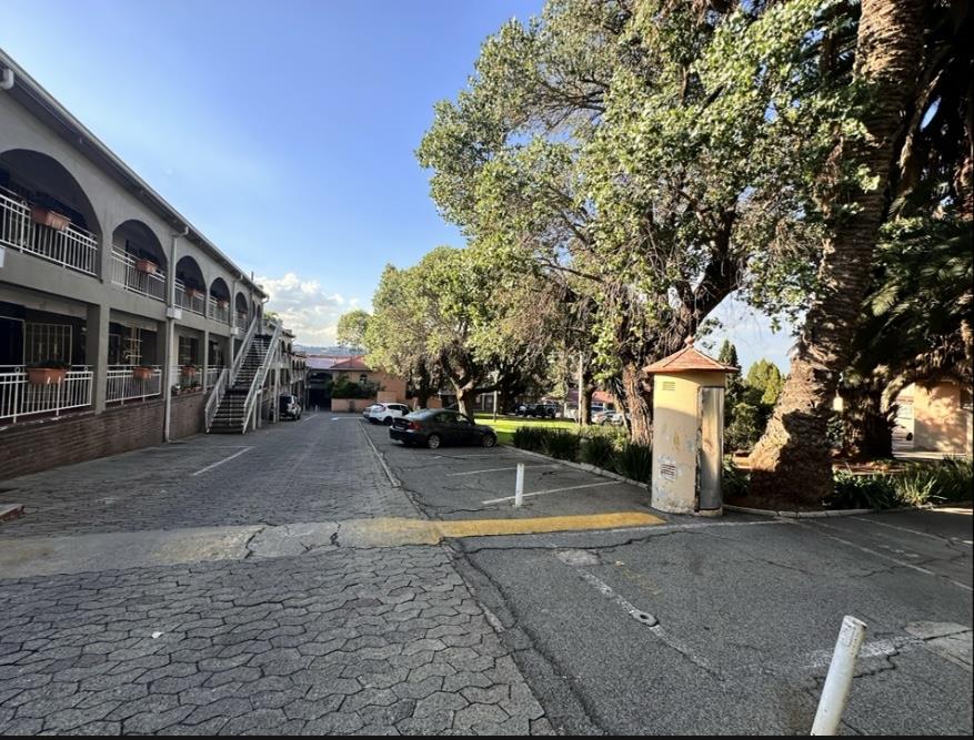 To Let 1 Bedroom Property for Rent in Albertville Gauteng