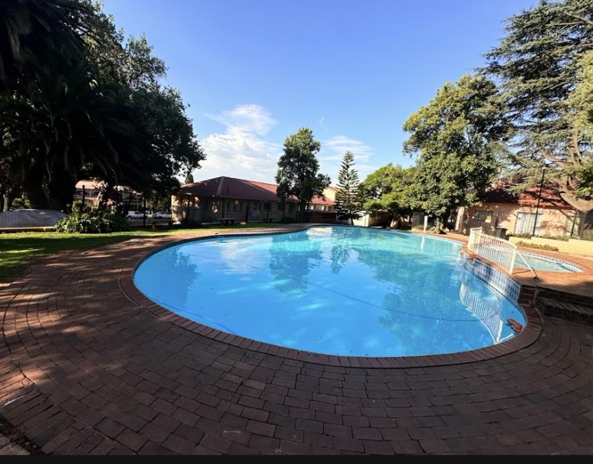 To Let 1 Bedroom Property for Rent in Albertville Gauteng