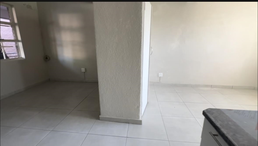 To Let 1 Bedroom Property for Rent in Albertville Gauteng