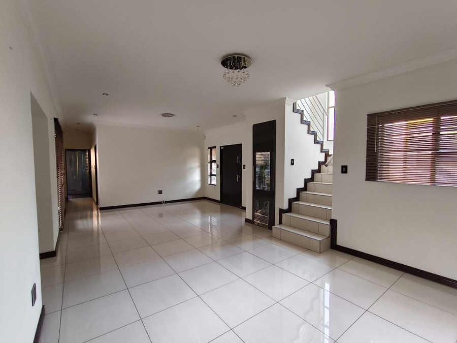 To Let 3 Bedroom Property for Rent in North Riding Gauteng