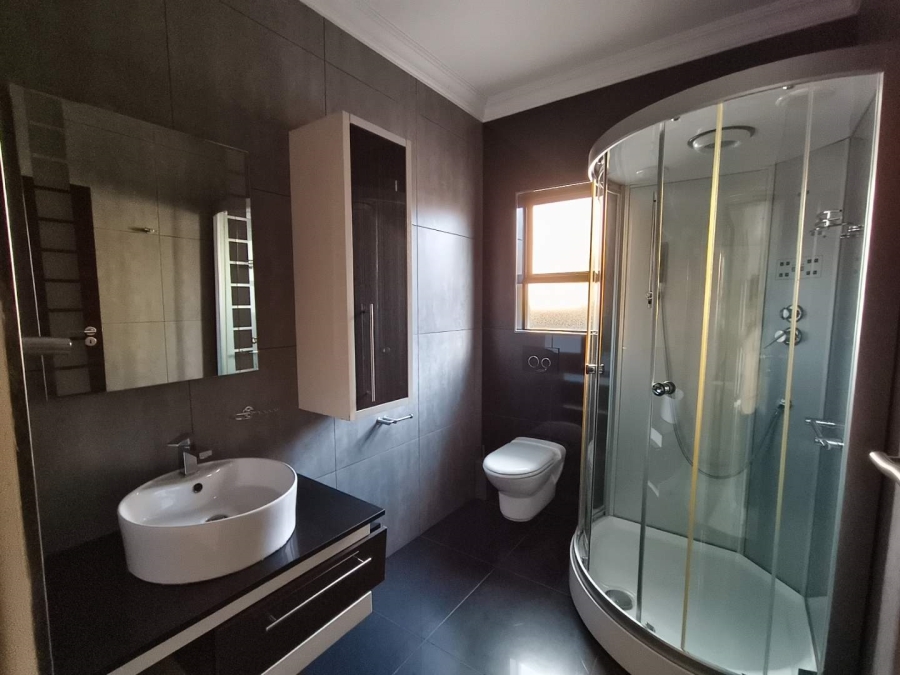 To Let 3 Bedroom Property for Rent in North Riding Gauteng