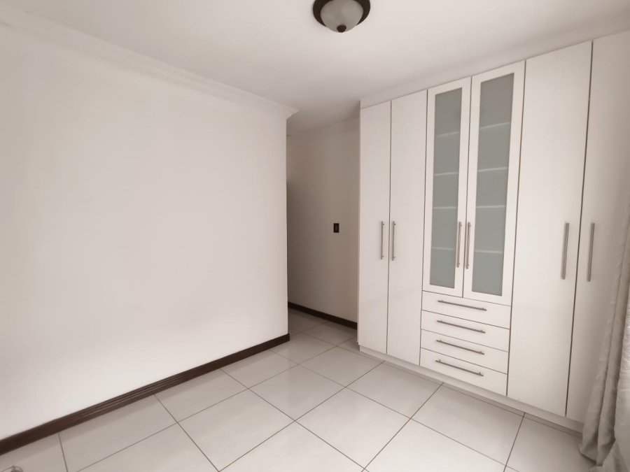 To Let 3 Bedroom Property for Rent in North Riding Gauteng