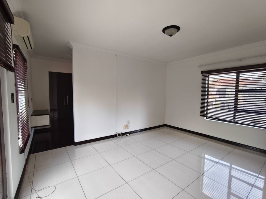 To Let 3 Bedroom Property for Rent in North Riding Gauteng