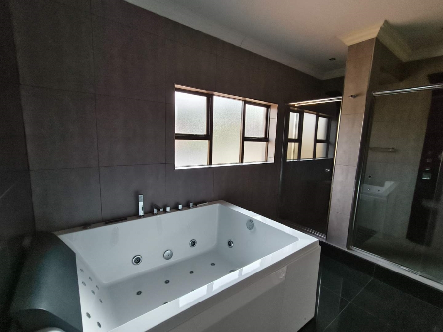 To Let 3 Bedroom Property for Rent in North Riding Gauteng