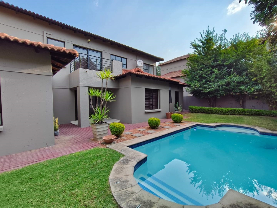 To Let 3 Bedroom Property for Rent in North Riding Gauteng