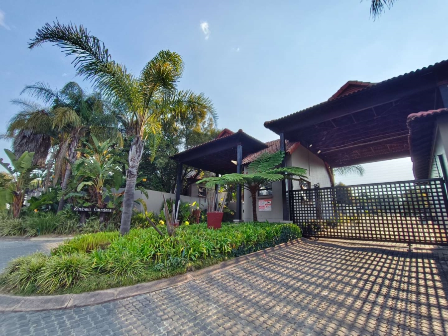 To Let 3 Bedroom Property for Rent in North Riding Gauteng
