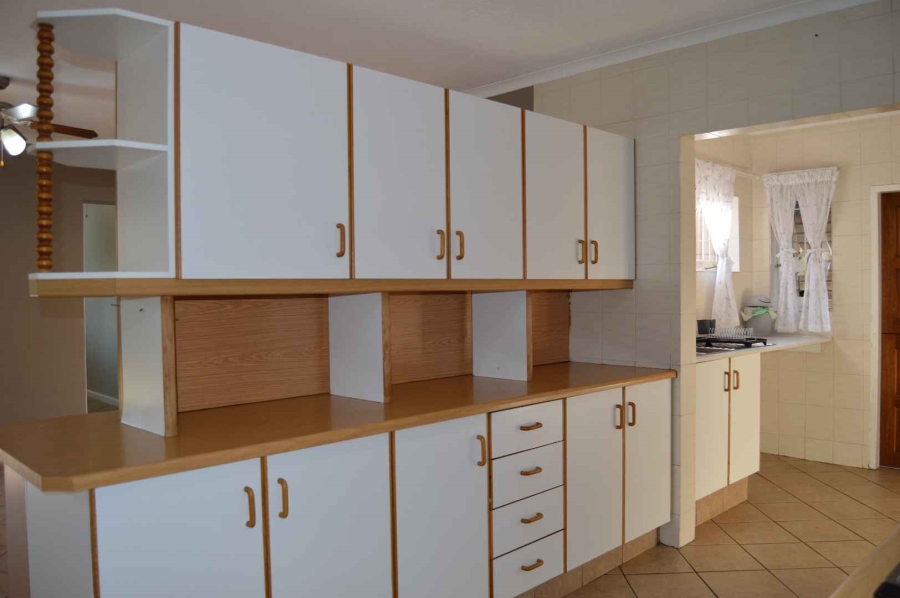 To Let 3 Bedroom Property for Rent in Faerie Glen Gauteng