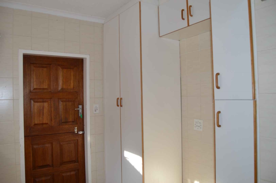 To Let 3 Bedroom Property for Rent in Faerie Glen Gauteng