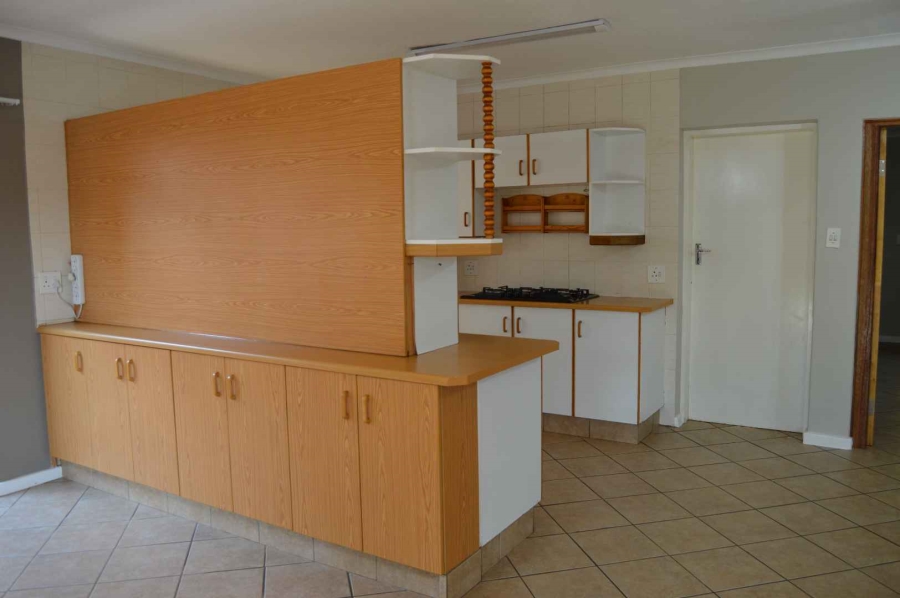 To Let 3 Bedroom Property for Rent in Faerie Glen Gauteng
