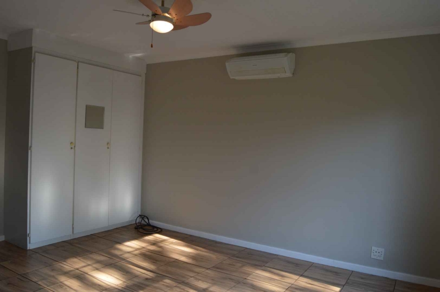 To Let 3 Bedroom Property for Rent in Faerie Glen Gauteng