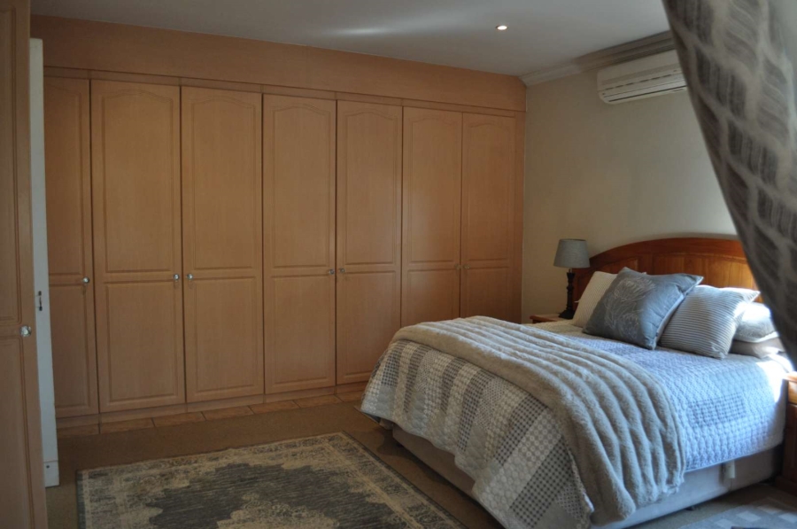 4 Bedroom Property for Sale in Faerie Glen Gauteng