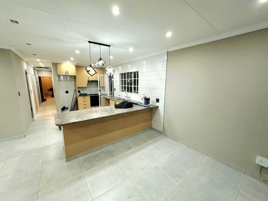 3 Bedroom Property for Sale in Verwoerdpark Gauteng