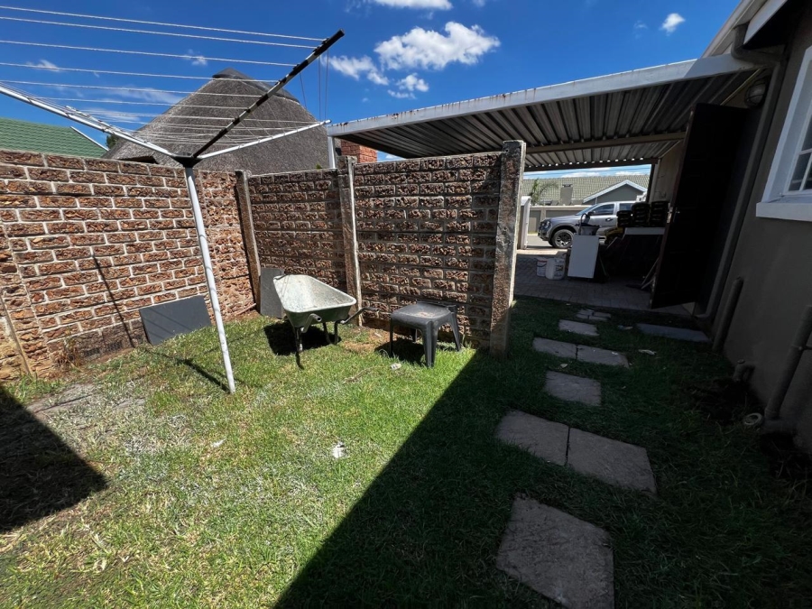 3 Bedroom Property for Sale in Verwoerdpark Gauteng
