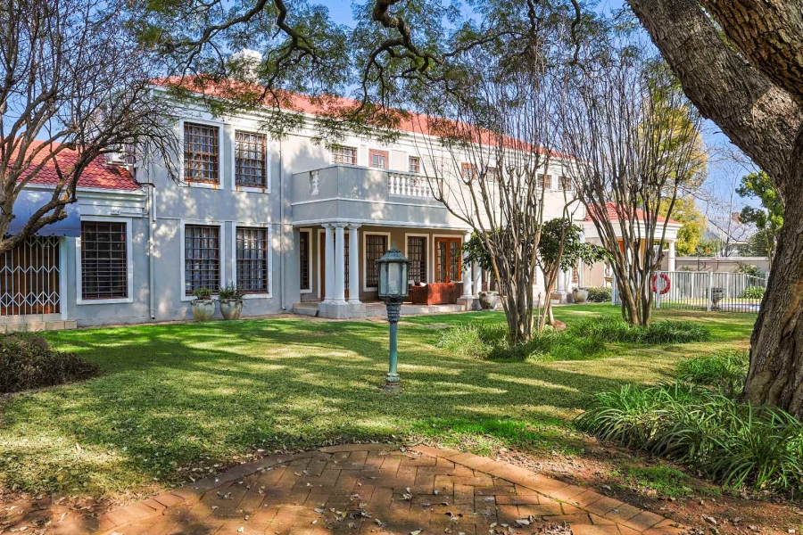 To Let 7 Bedroom Property for Rent in Brooklyn Gauteng