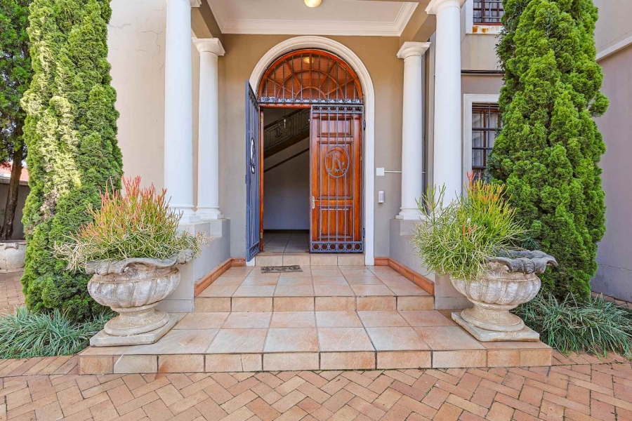 To Let 7 Bedroom Property for Rent in Brooklyn Gauteng