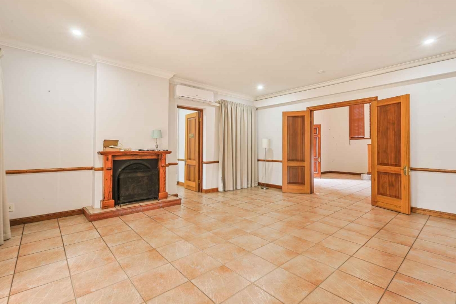 To Let 7 Bedroom Property for Rent in Brooklyn Gauteng