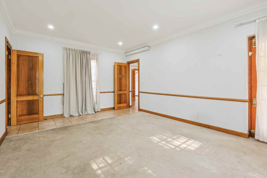 To Let 7 Bedroom Property for Rent in Brooklyn Gauteng
