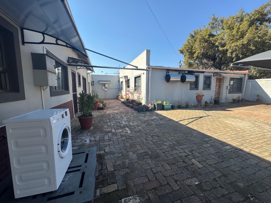 17 Bedroom Property for Sale in Riviera Gauteng