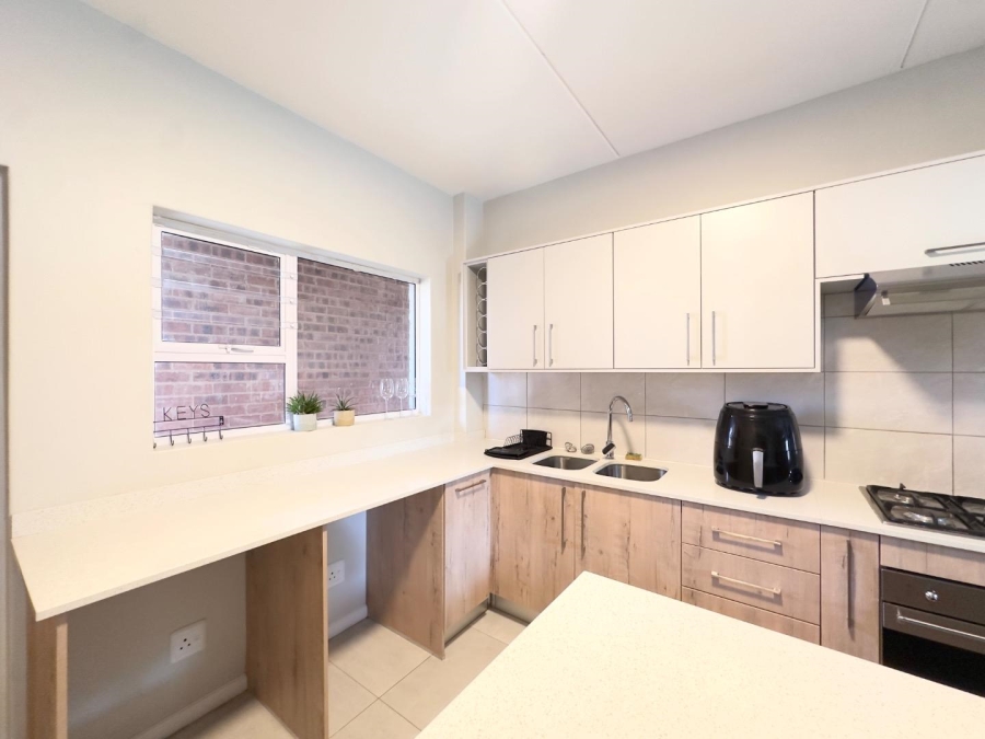 2 Bedroom Property for Sale in Equestria Gauteng