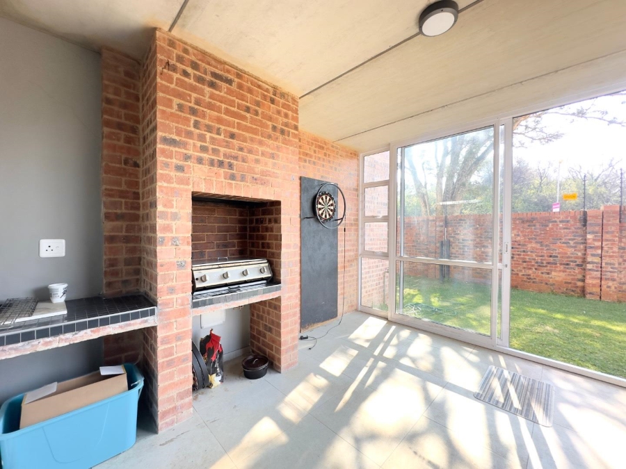 2 Bedroom Property for Sale in Equestria Gauteng