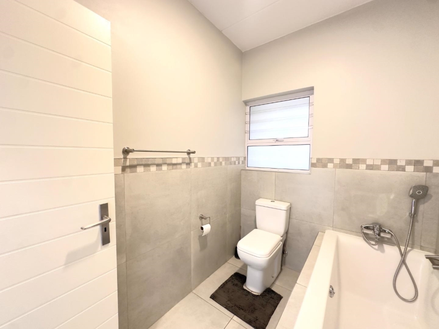 2 Bedroom Property for Sale in Equestria Gauteng