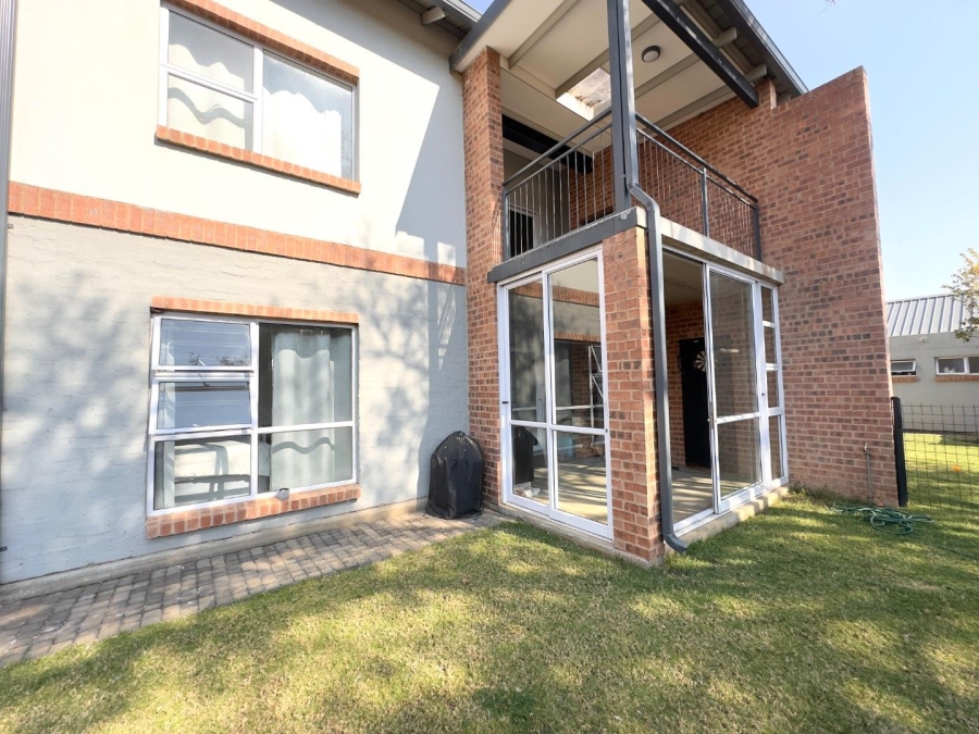 2 Bedroom Property for Sale in Equestria Gauteng