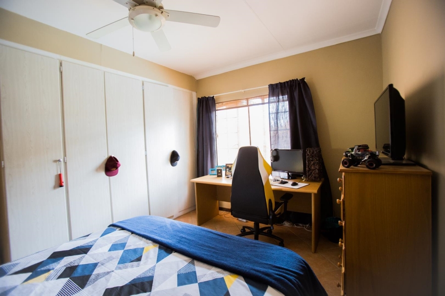 3 Bedroom Property for Sale in Mooikloof Ridge Gauteng