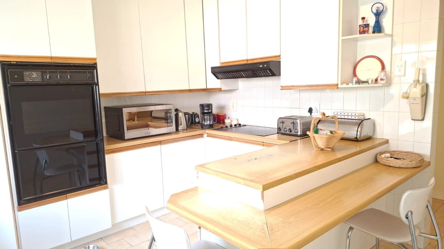 6 Bedroom Property for Sale in Sydenham Gauteng