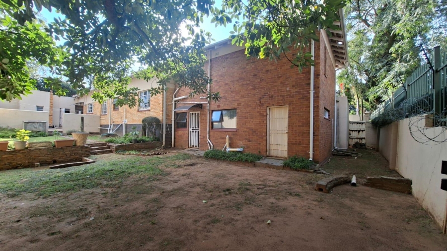 6 Bedroom Property for Sale in Sydenham Gauteng
