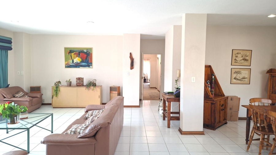 4 Bedroom Property for Sale in Glen Atholl Gauteng
