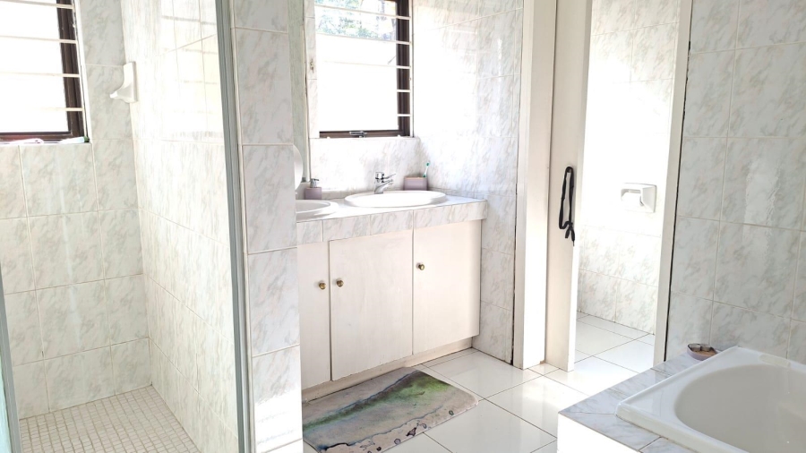 4 Bedroom Property for Sale in Glen Atholl Gauteng