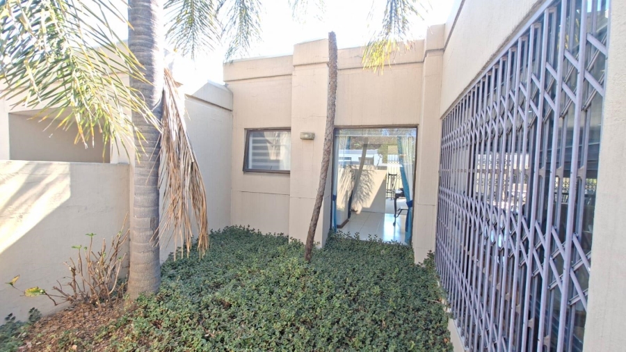 4 Bedroom Property for Sale in Glen Atholl Gauteng
