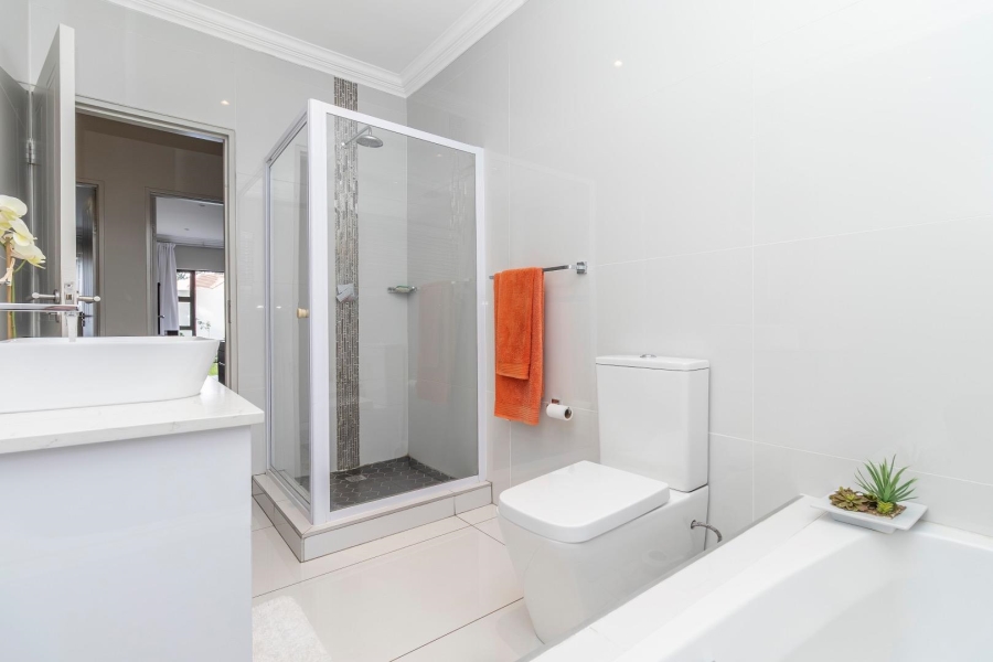 3 Bedroom Property for Sale in Carlswald Gauteng