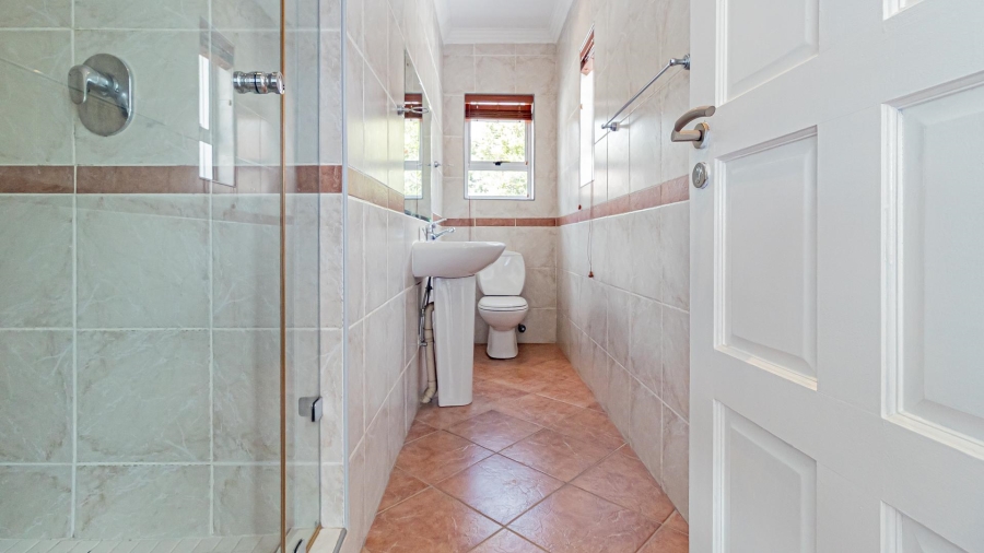 5 Bedroom Property for Sale in Dainfern Gauteng
