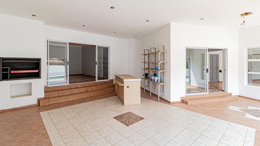 5 Bedroom Property for Sale in Dainfern Gauteng