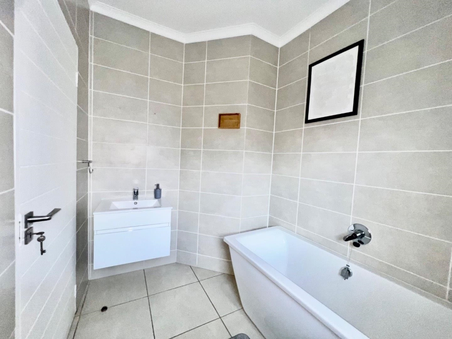 2 Bedroom Property for Sale in Linbro Park Gauteng