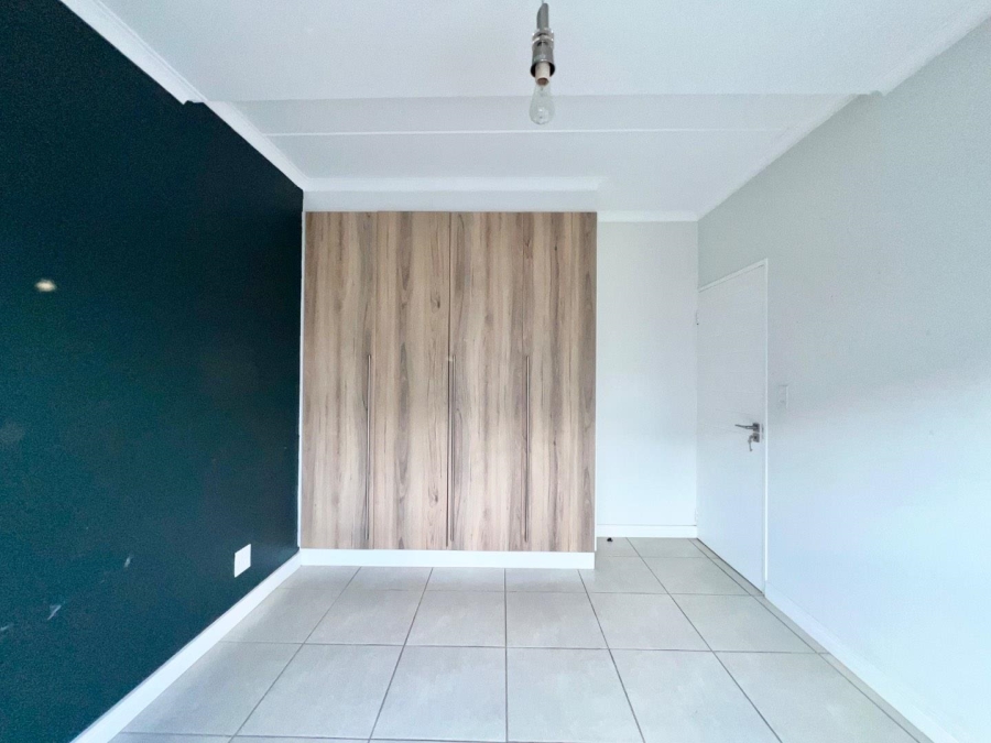 2 Bedroom Property for Sale in Linbro Park Gauteng