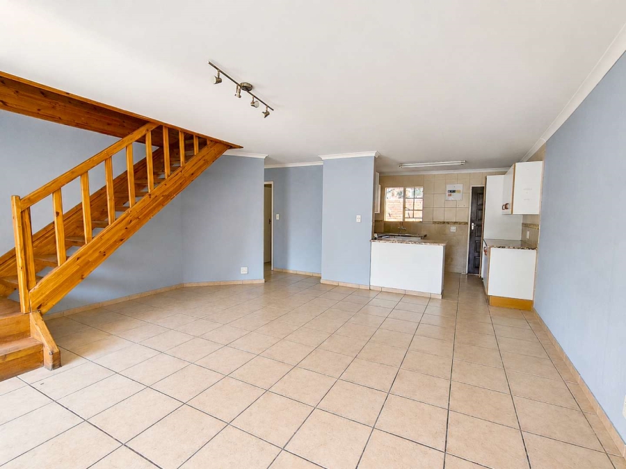 4 Bedroom Property for Sale in Bromhof Gauteng