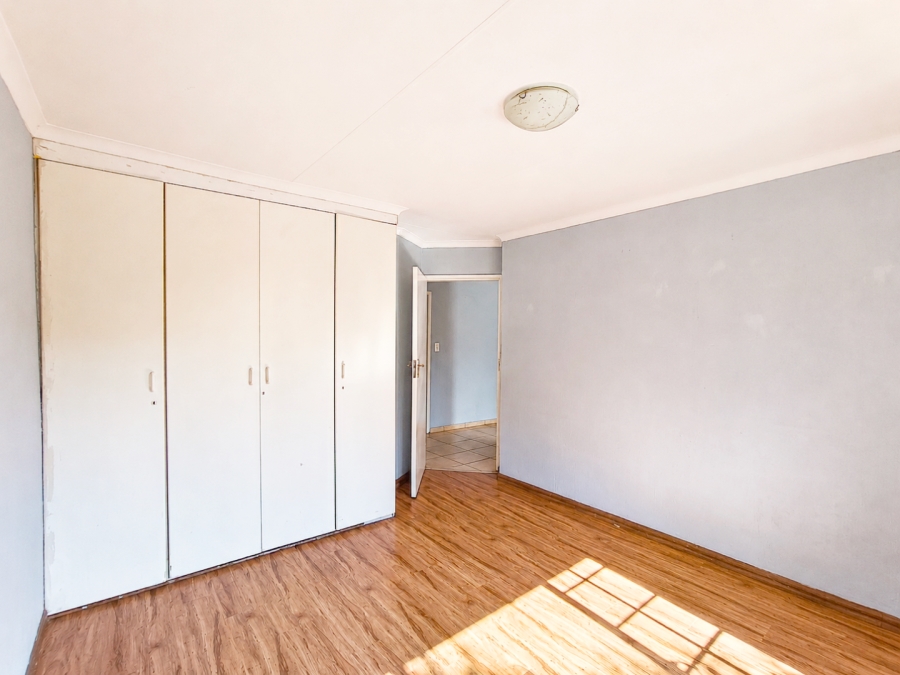 4 Bedroom Property for Sale in Bromhof Gauteng