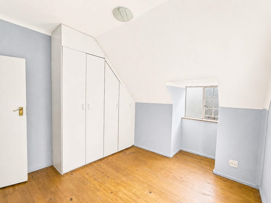 4 Bedroom Property for Sale in Bromhof Gauteng