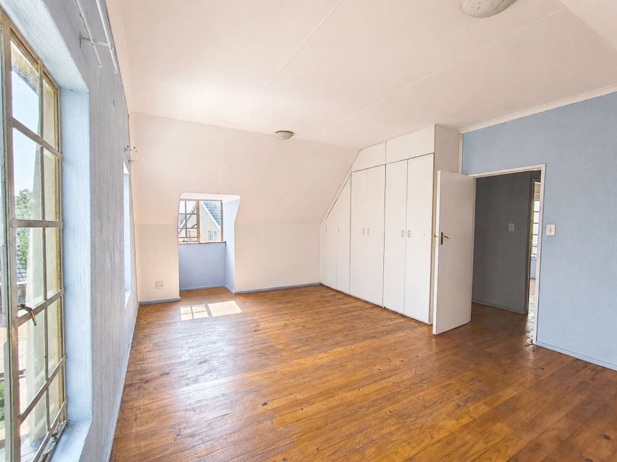 4 Bedroom Property for Sale in Bromhof Gauteng